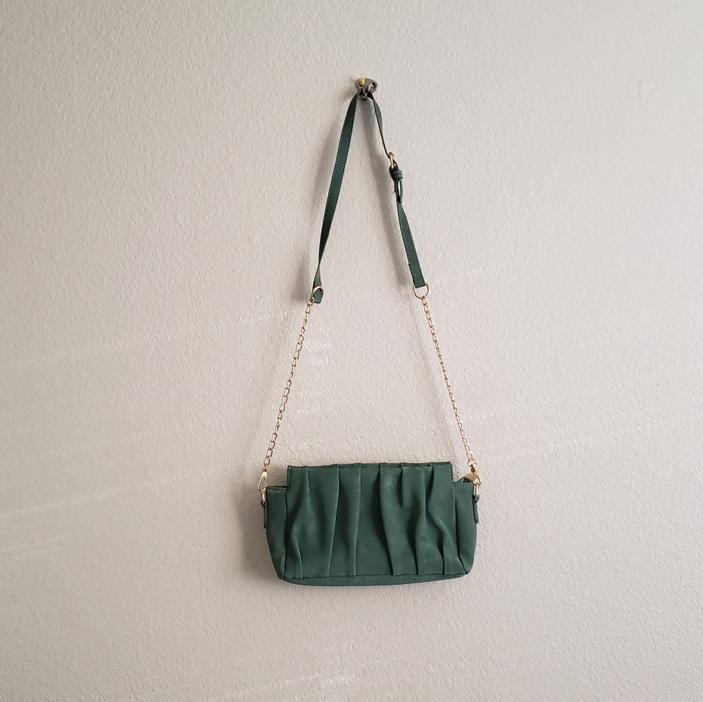 Emerald Purse - Picture 8 of 13